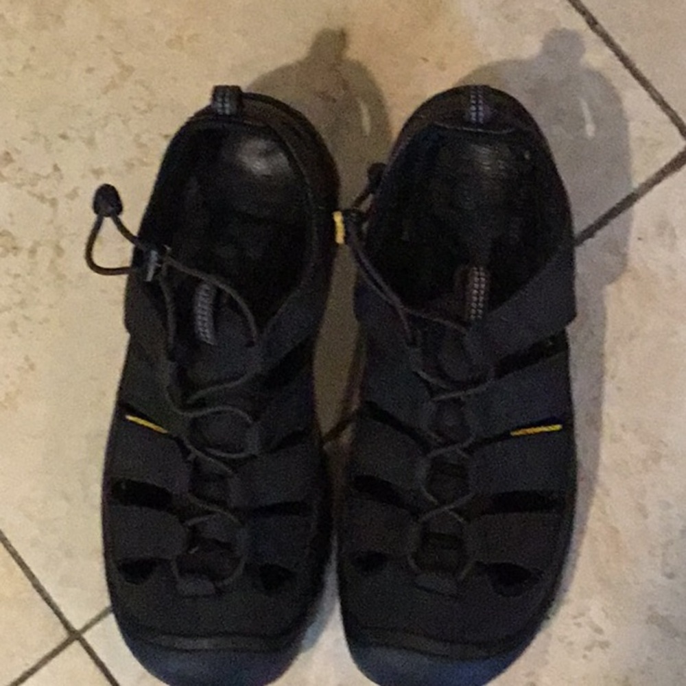 Keen waterproof sandal